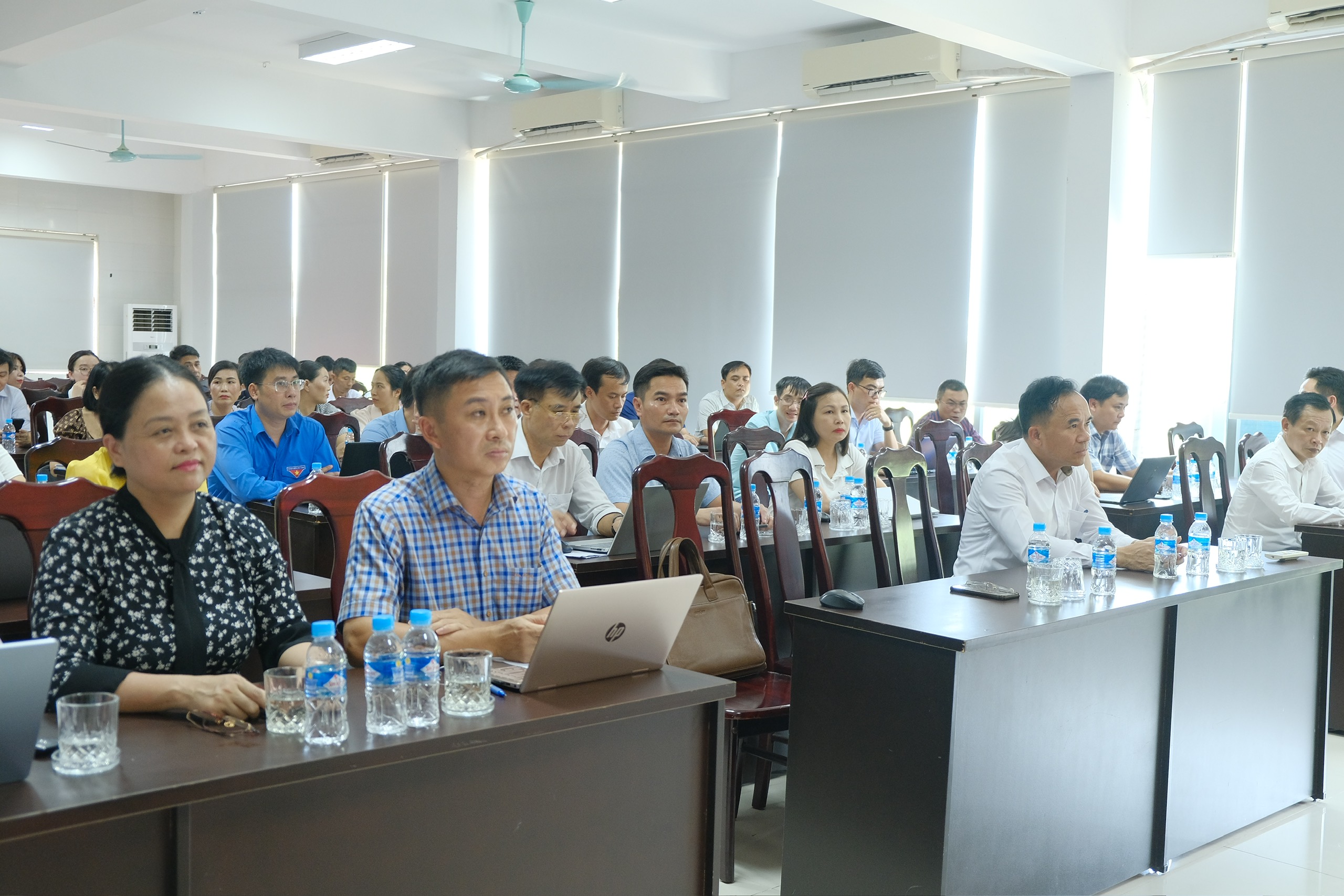 Sở KHCN phát động Phong trào “Bình dân học vụ số” gắn với “Học tập số”